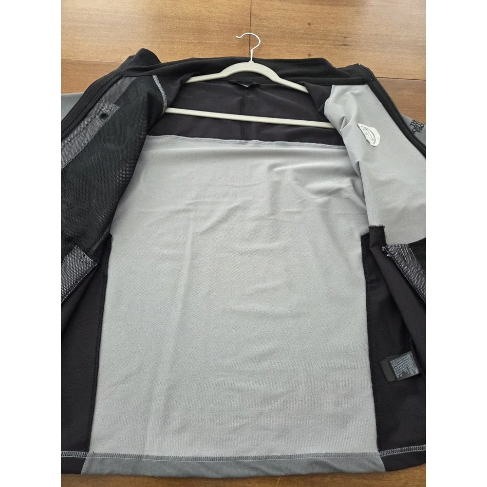 The Northface Windwall Softshell Jacket Men's Large Full Zip Grey Black Colorway